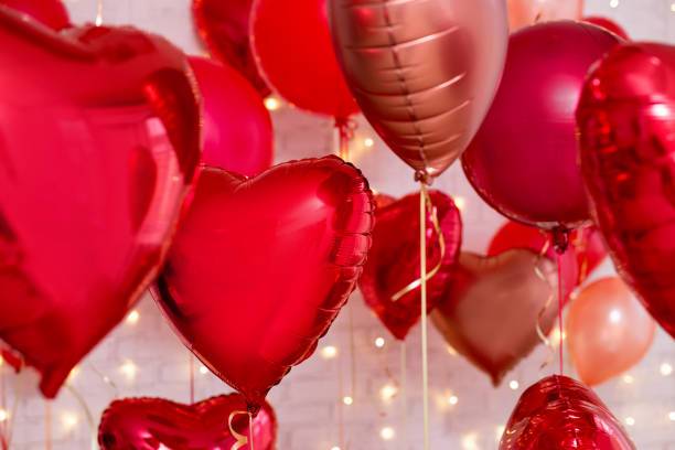 La saint Valentin arrive.... Offre ballons coeur et de nombreuses idées cadeaux pour lui ou elle